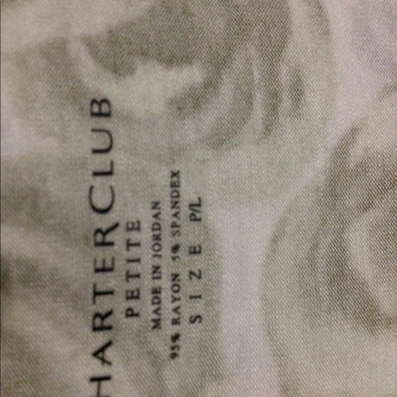 Blouse - Picture 7 of 8